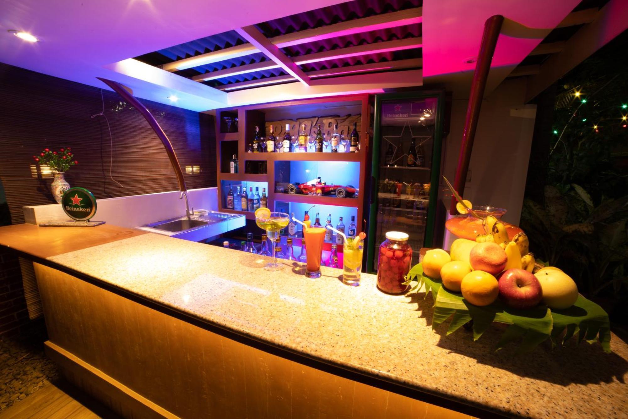 Casanas Suites Puerto Princesa Bagian luar foto