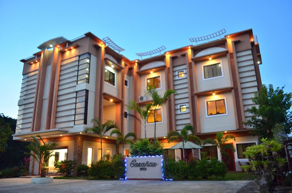 Casanas Suites Puerto Princesa Bagian luar foto