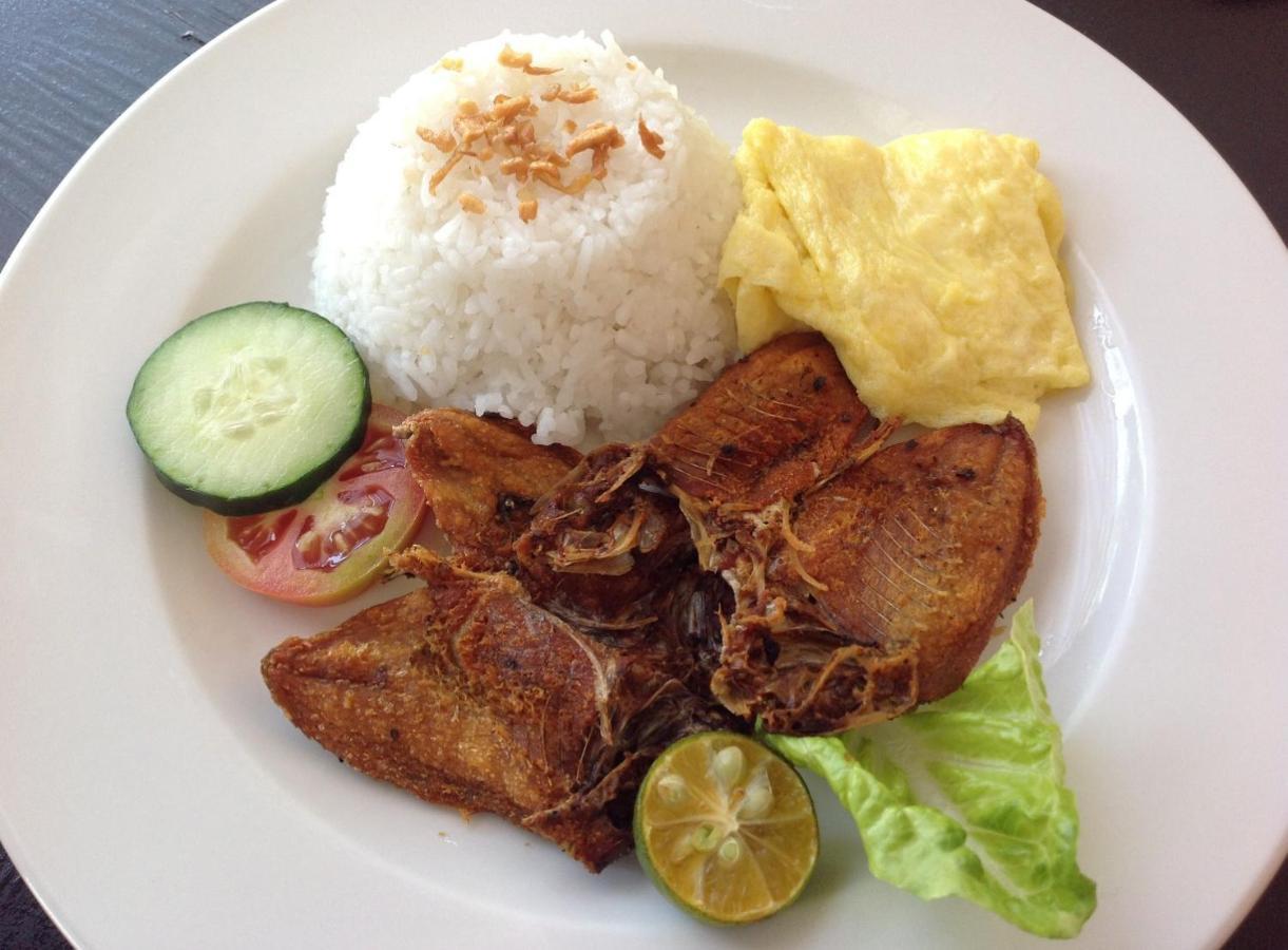 Casanas Suites Puerto Princesa Bagian luar foto